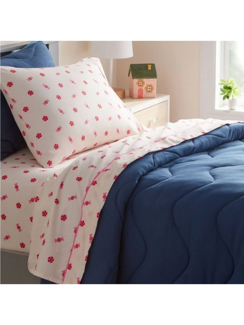 NEW! Pillowfort - Candy Stripes Kids' Cotton Sheet Set, Full, Pink
